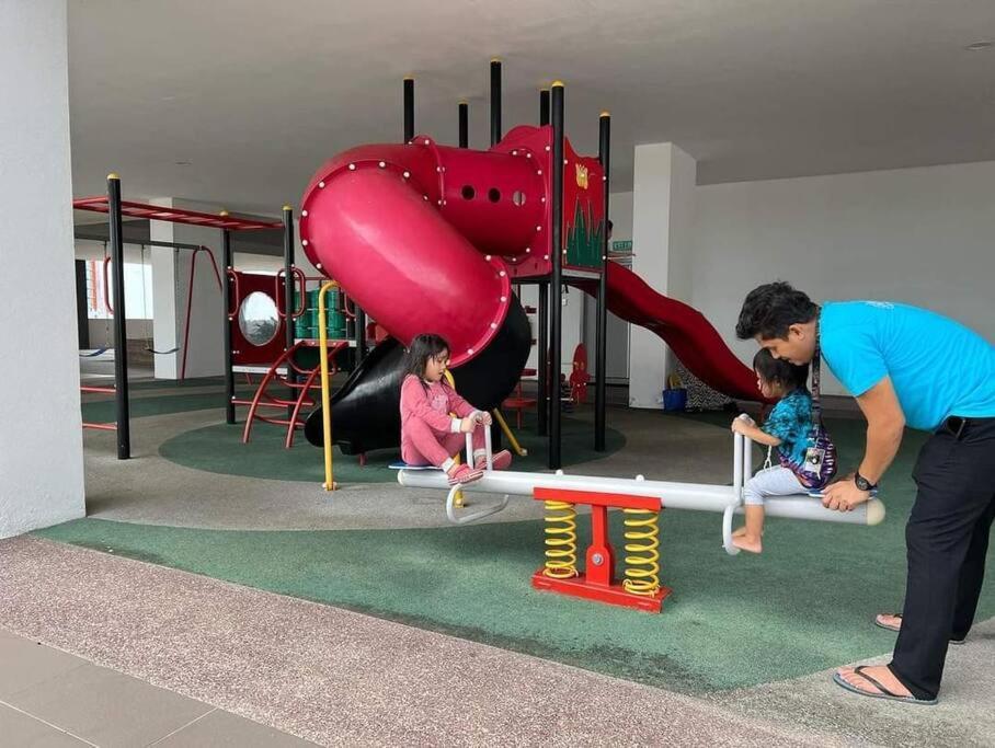 Dhia Raisha Homestay Kuala Terengganu Zewnętrze zdjęcie
